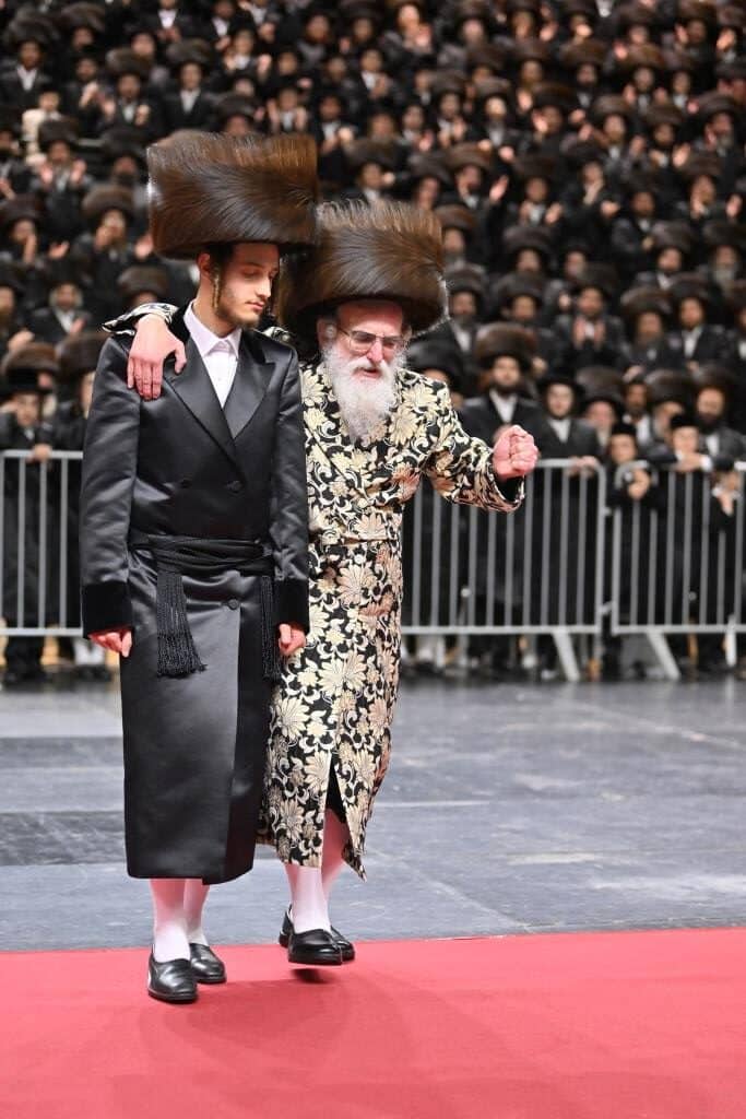 שמחת החתונה בחצרות סערט ויזניץ' -ויזניץ' -אונגוואר