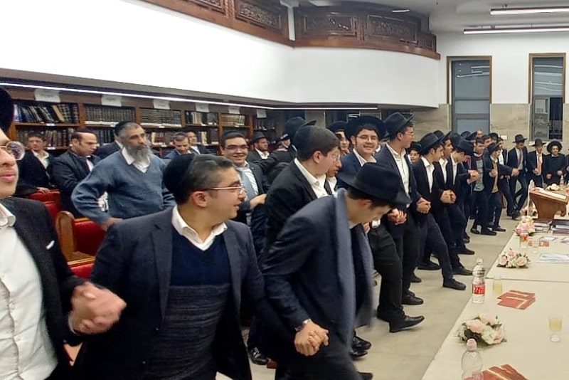 בישיבה לצעירים ערכו סיומי מסכתות