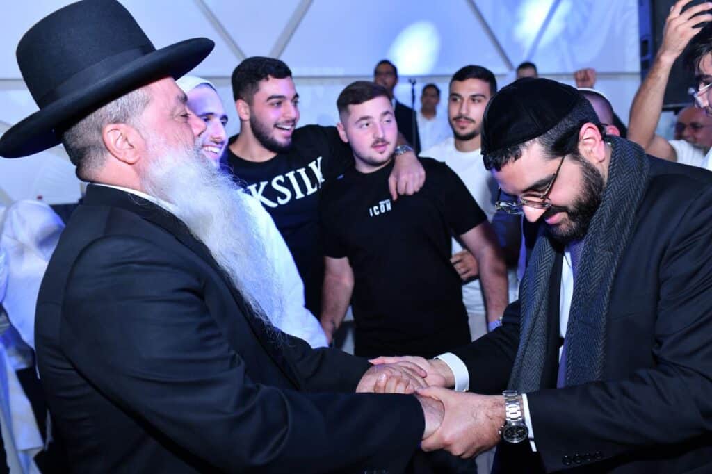 המקובלים חגגו מסיבת חנוכה