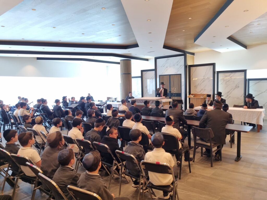 מקסיקו קיבלה בהתרגשות פני את חכם ניסים בן שמעון