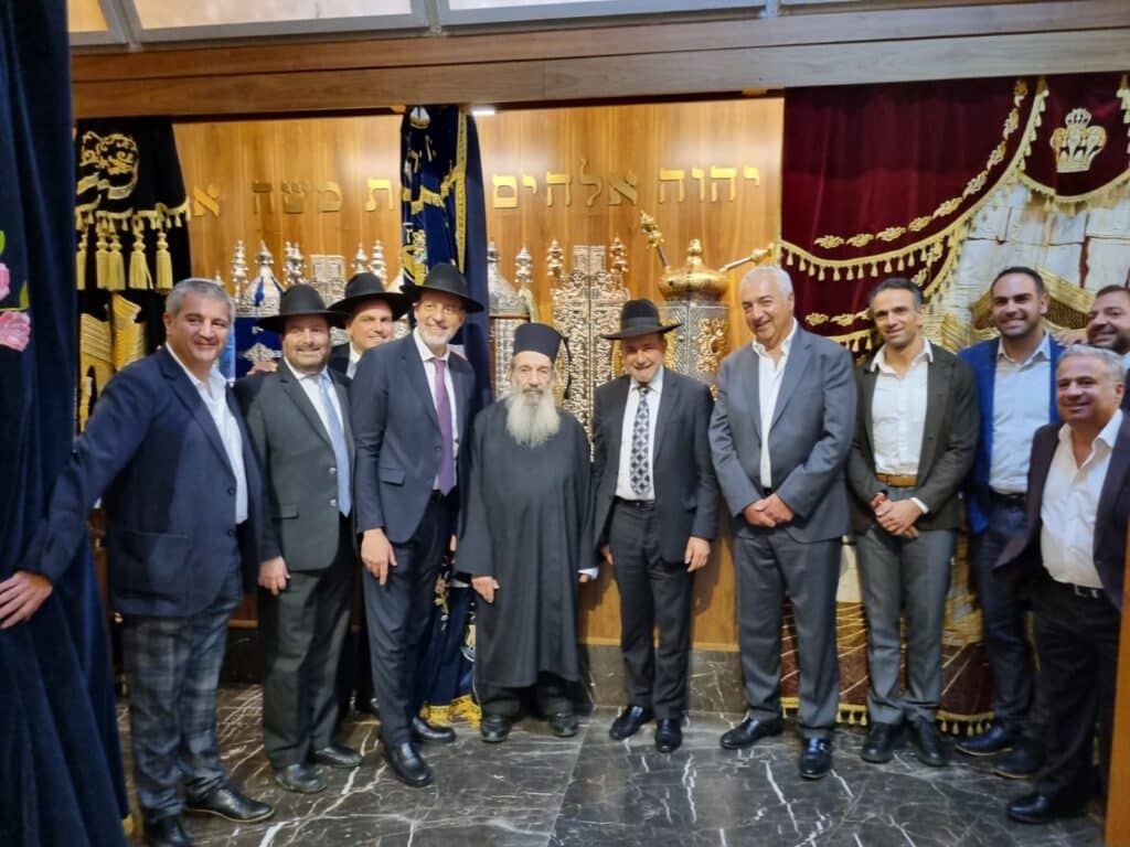 מקסיקו קיבלה בהתרגשות פני את חכם ניסים בן שמעון