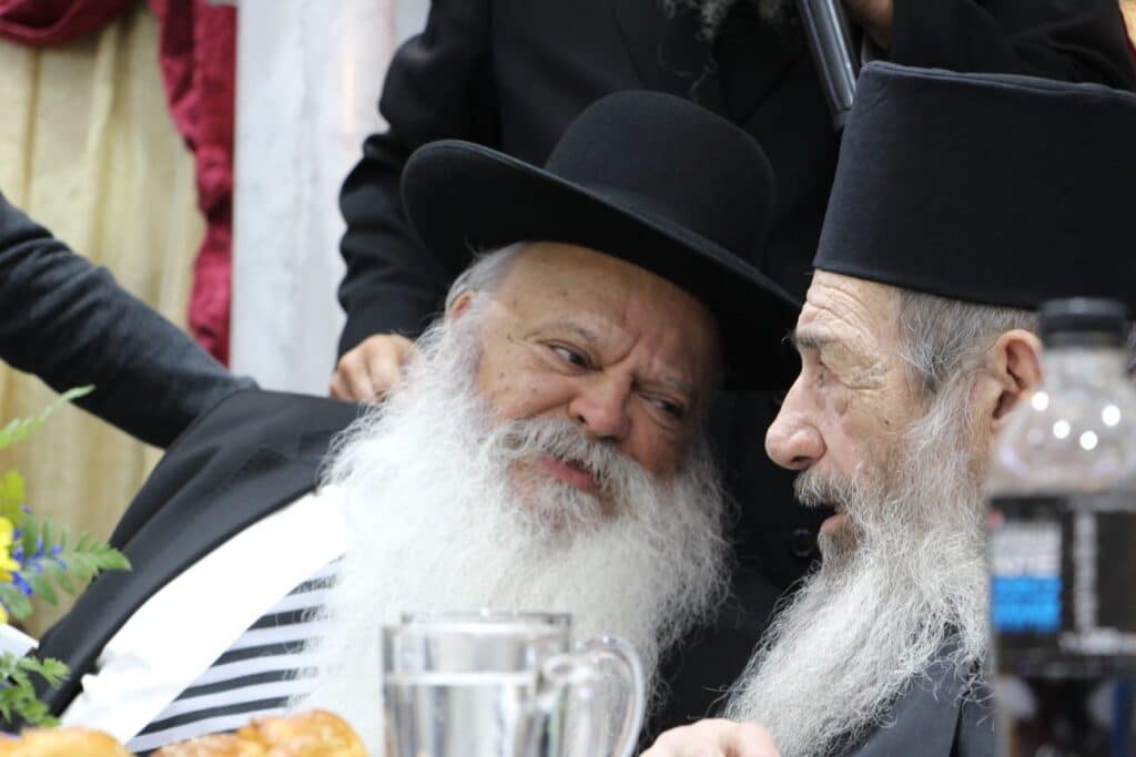 בחורי הישיבה חגגו חנוכה עם חכם בן שמעון