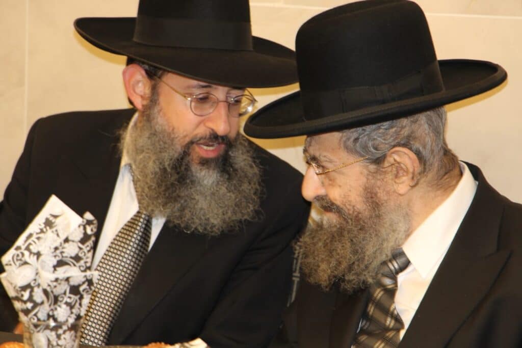 מסיבת חנוכה בישיבת 'אור אברהם'