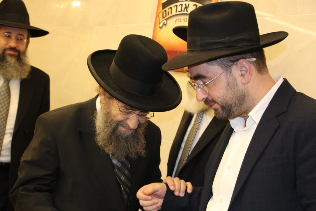 מסיבת חנוכה בישיבת 'אור אברהם'