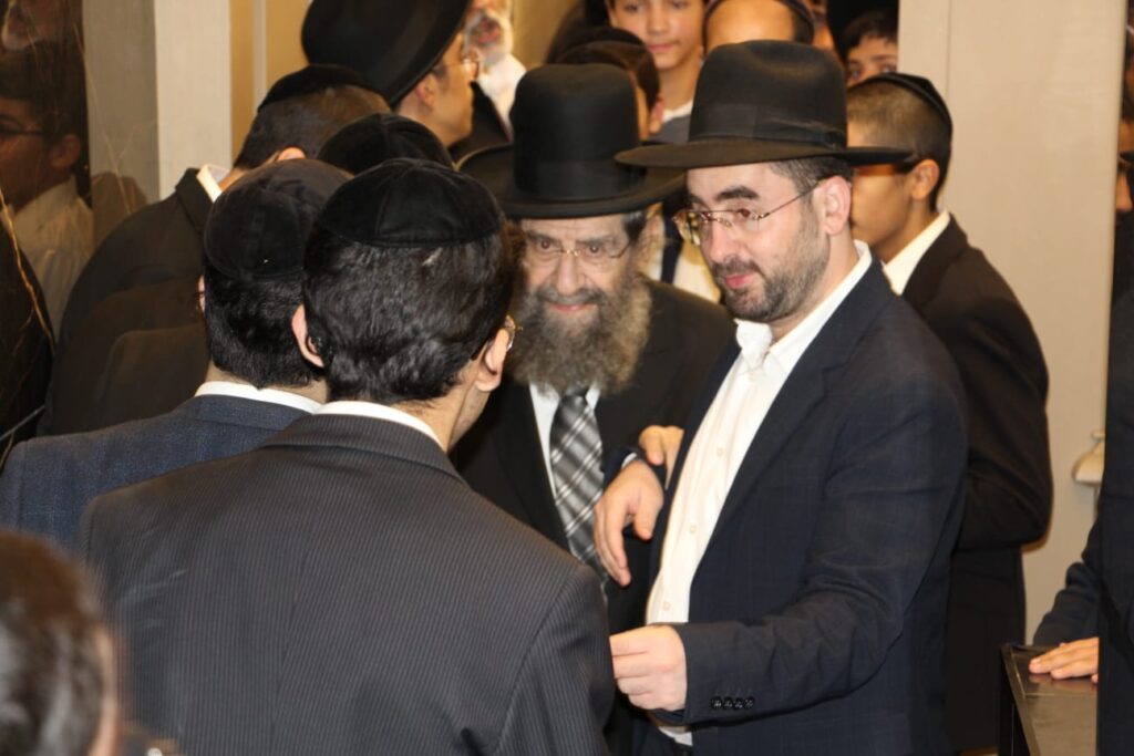 מסיבת חנוכה בישיבת 'אור אברהם'