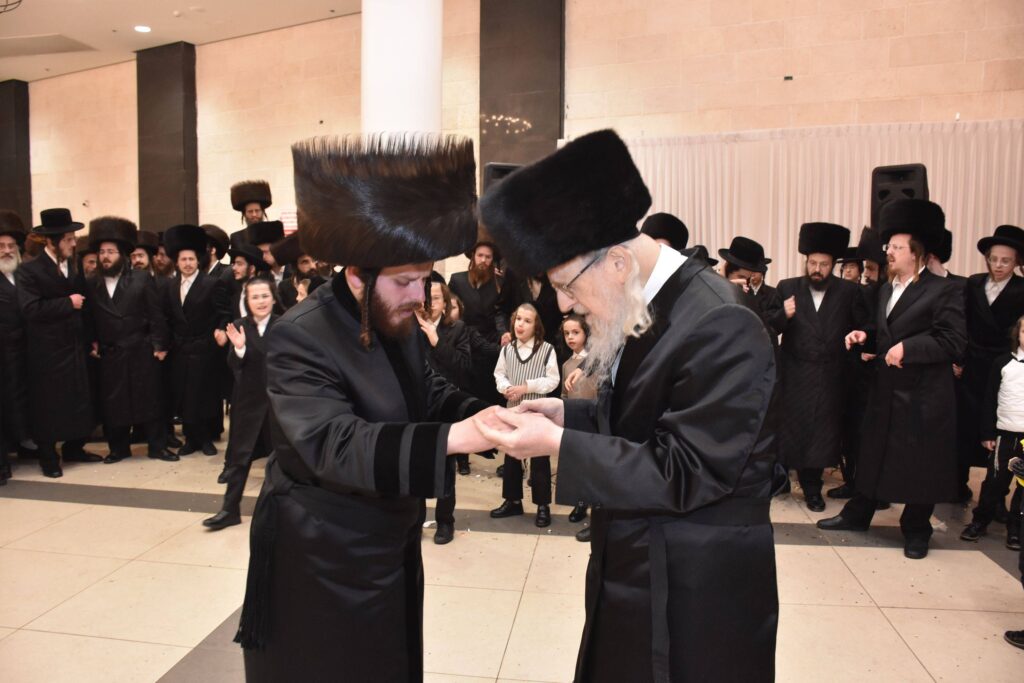 גלריה: שמחת החתונה לנכד האדמו"ר מטשאקאווא
