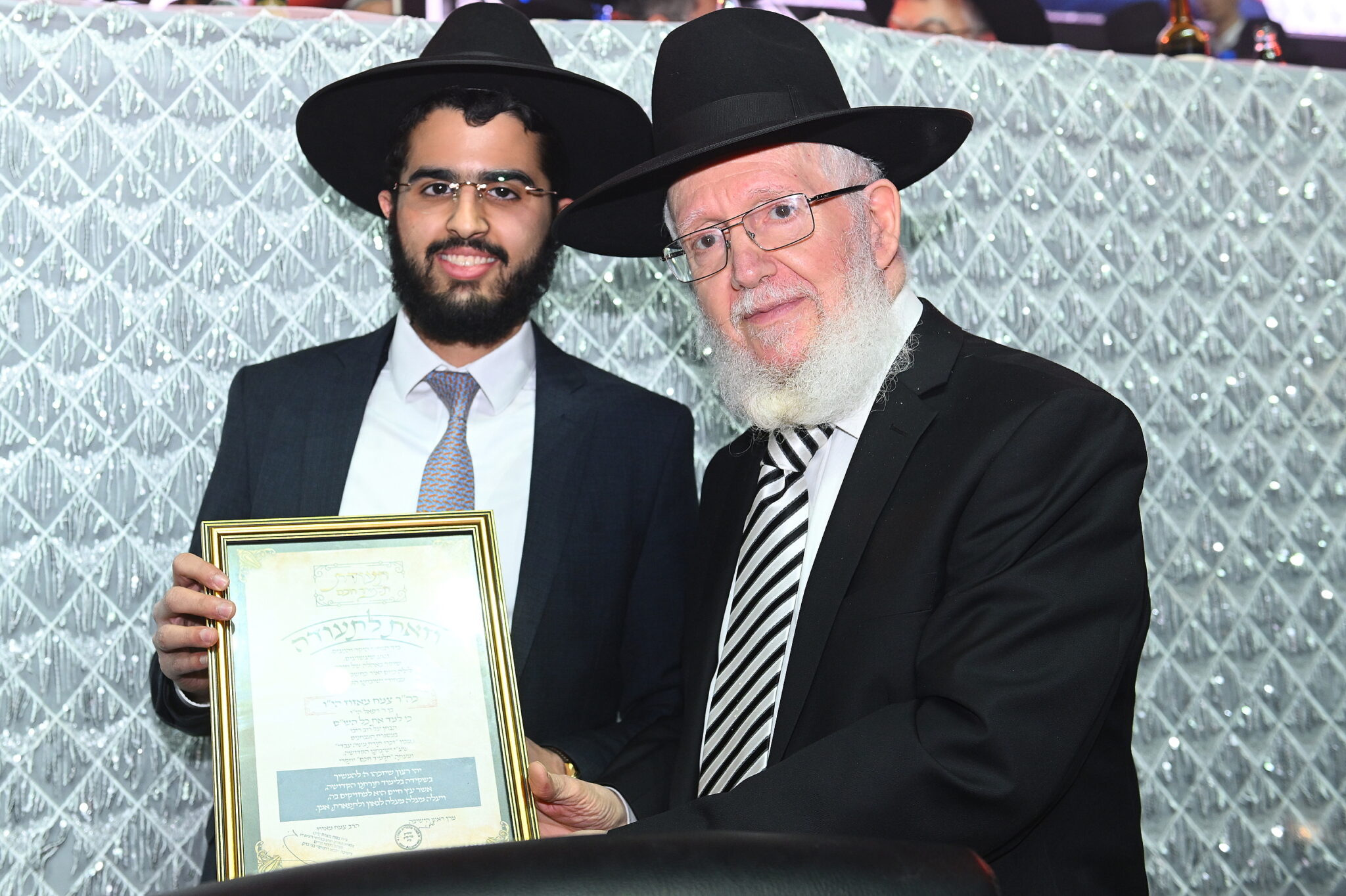 גלריה מרהיבה מהילולת הענק של 'כסא רחמים'