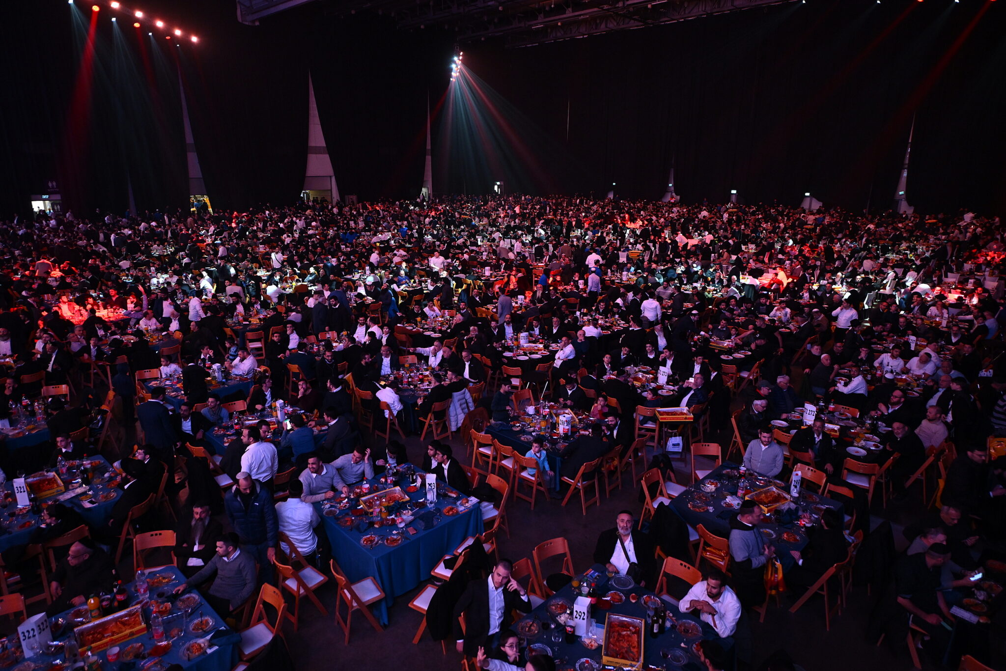 גלריה מרהיבה מהילולת הענק של 'כסא רחמים'