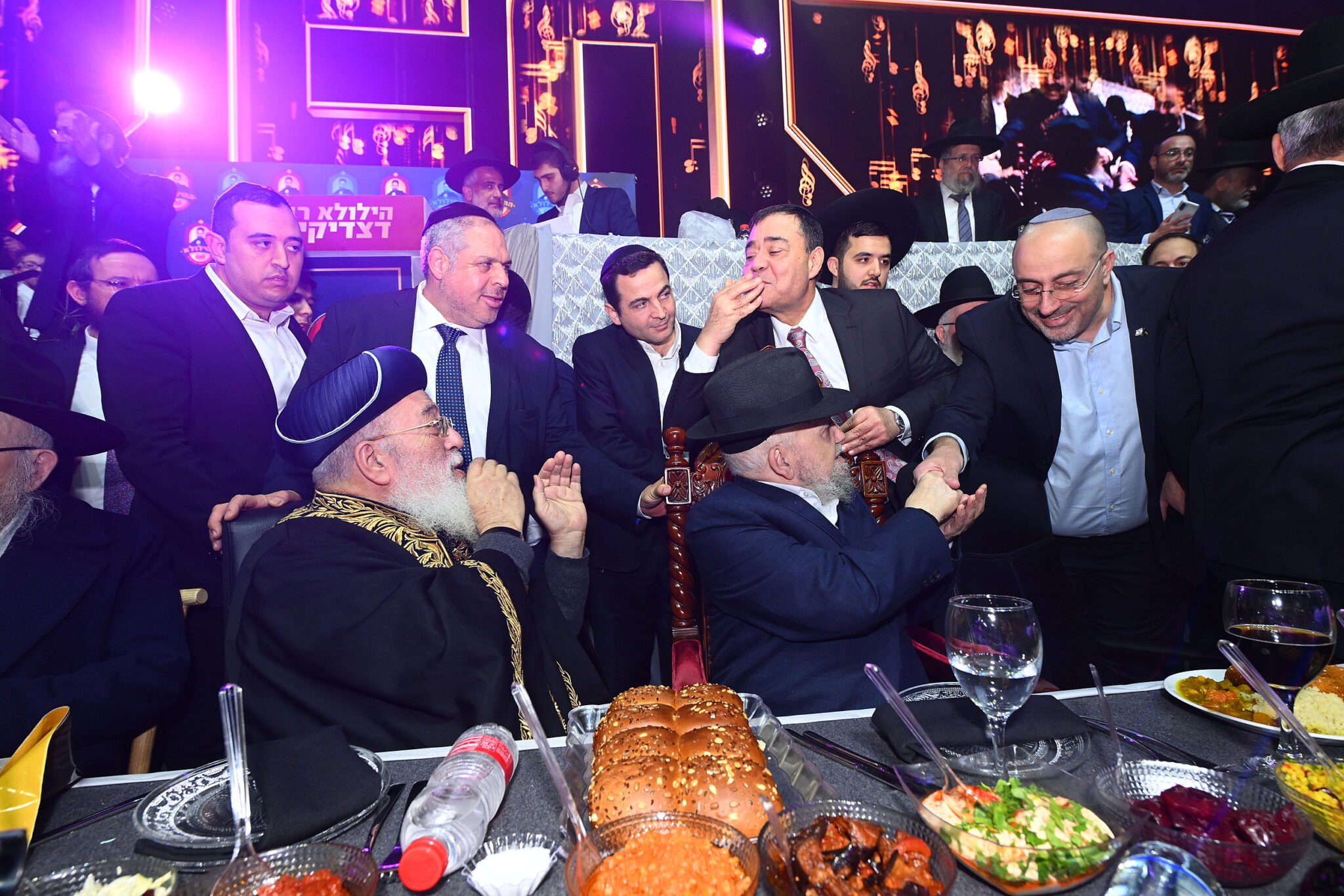 גלריה מרהיבה מהילולת הענק של 'כסא רחמים'