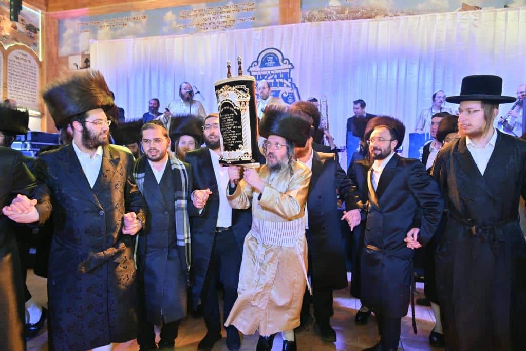 אשרי עין: בפולין רקדו לכבודו של 'הבני יששכר'