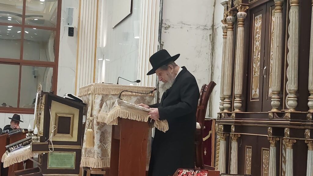 כשהגר"ד לנדאו ניחם את הגרב"מ אזרחי