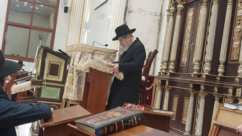 כשהגר"ד לנדאו ניחם את הגרב"מ אזרחי