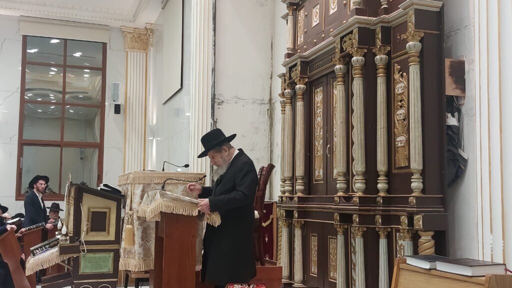 כשהגר"ד לנדאו ניחם את הגרב"מ אזרחי