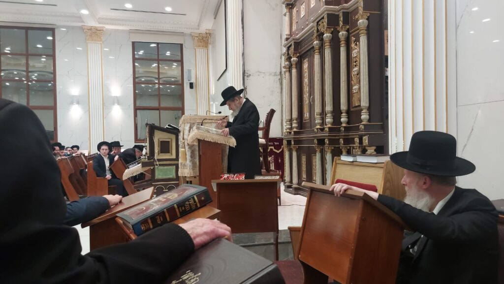 כשהגר"ד לנדאו ניחם את הגרב"מ אזרחי