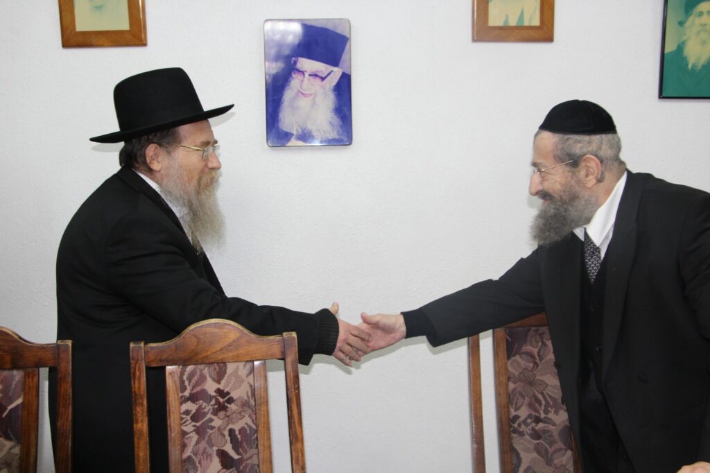 רבני בני ברק בכינוס בביתו של הרב הספרדי