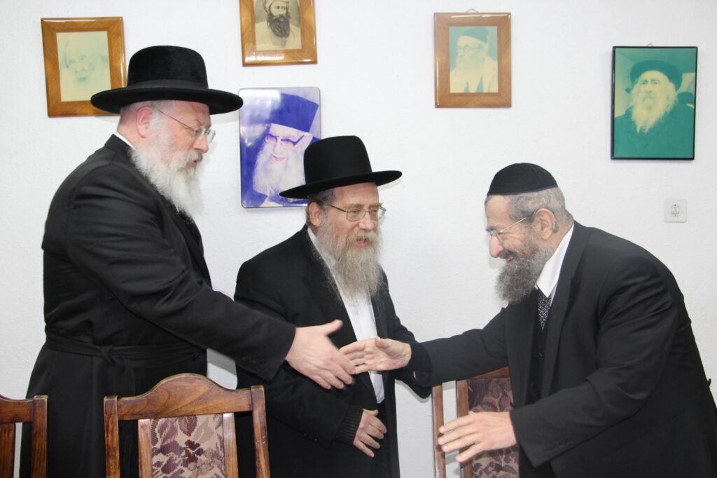 רבני בני ברק בכינוס בביתו של הרב הספרדי