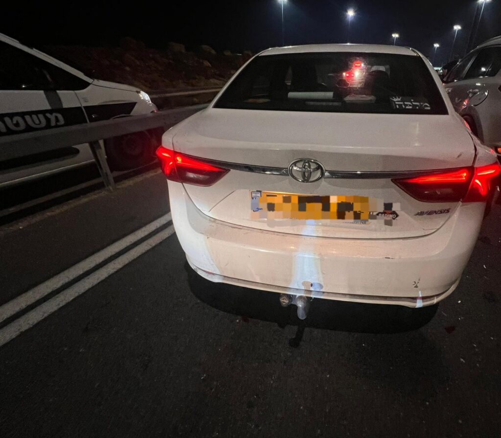 ליד מודיעין עילית: השוטרים תפסו "על חם" את הגנבים