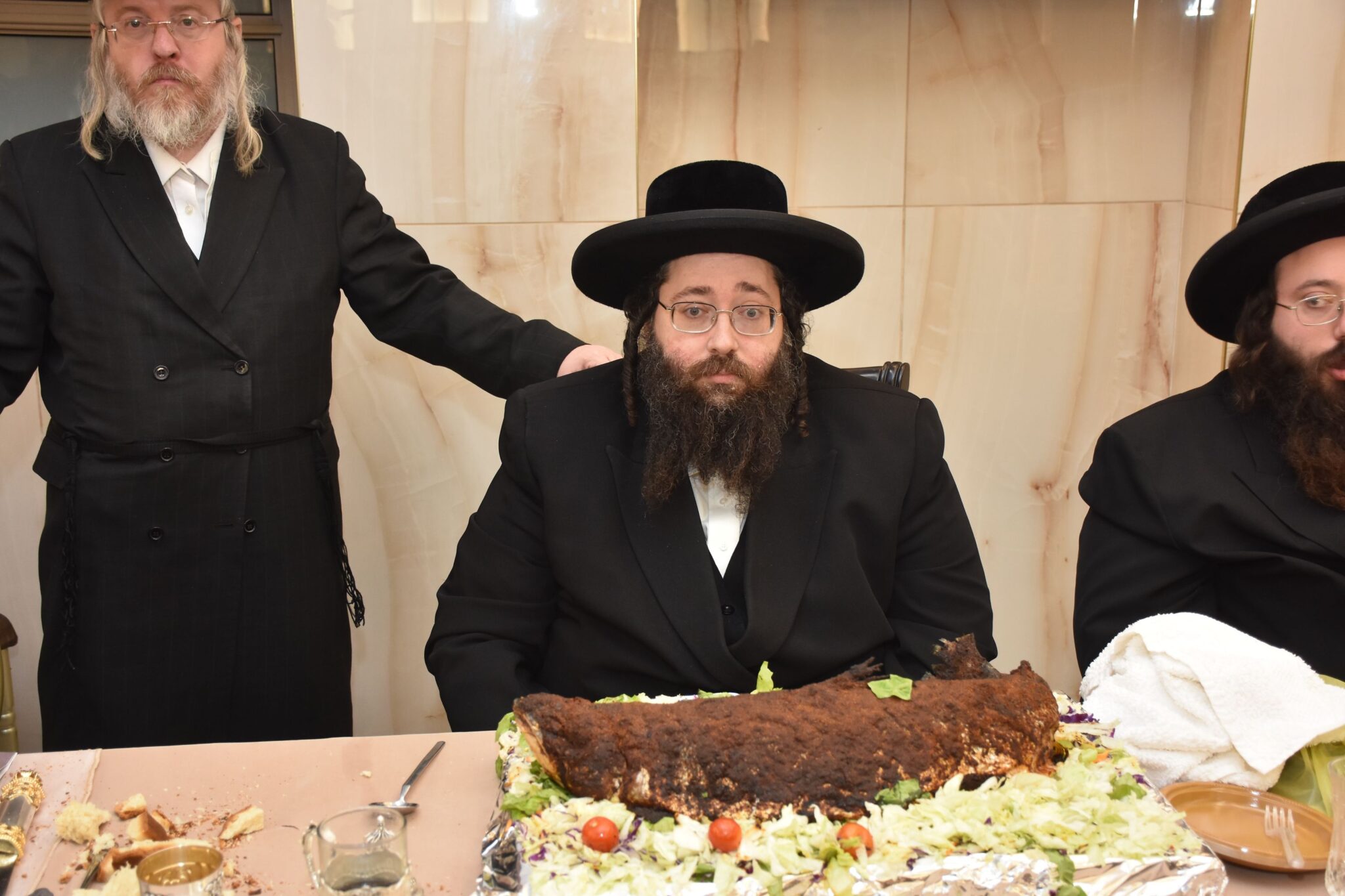 גלריה: הטיש של הרבי מצאנז זמיגרד גלריה: הטיש של הרבי מצאנז זמיגרד