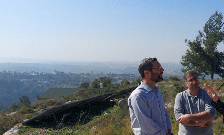 איפה היתה סטרוק בזמן ישיבת הממשלה?