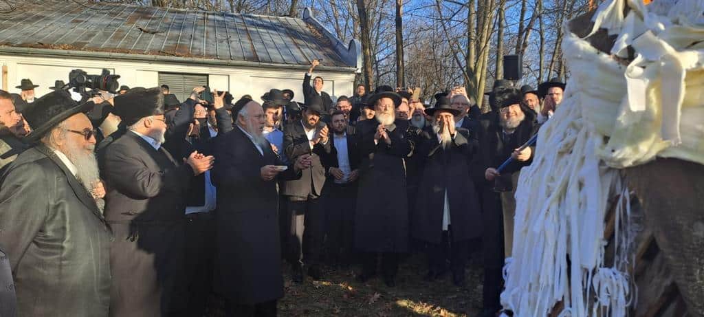 יארצייט והדלקה בליזענסק