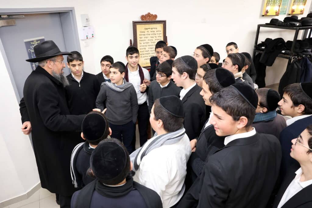 שבוע לפיגוע: גדולי התורה חיזקו את ילדי הת"ת בנווה יעקב