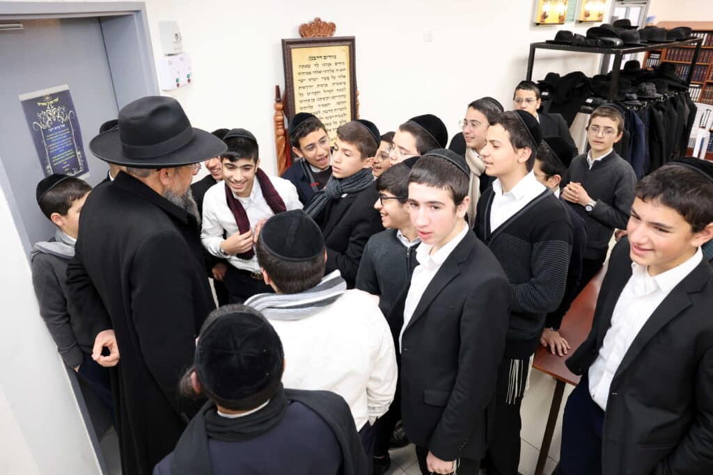 שבוע לפיגוע: גדולי התורה חיזקו את ילדי הת"ת בנווה יעקב