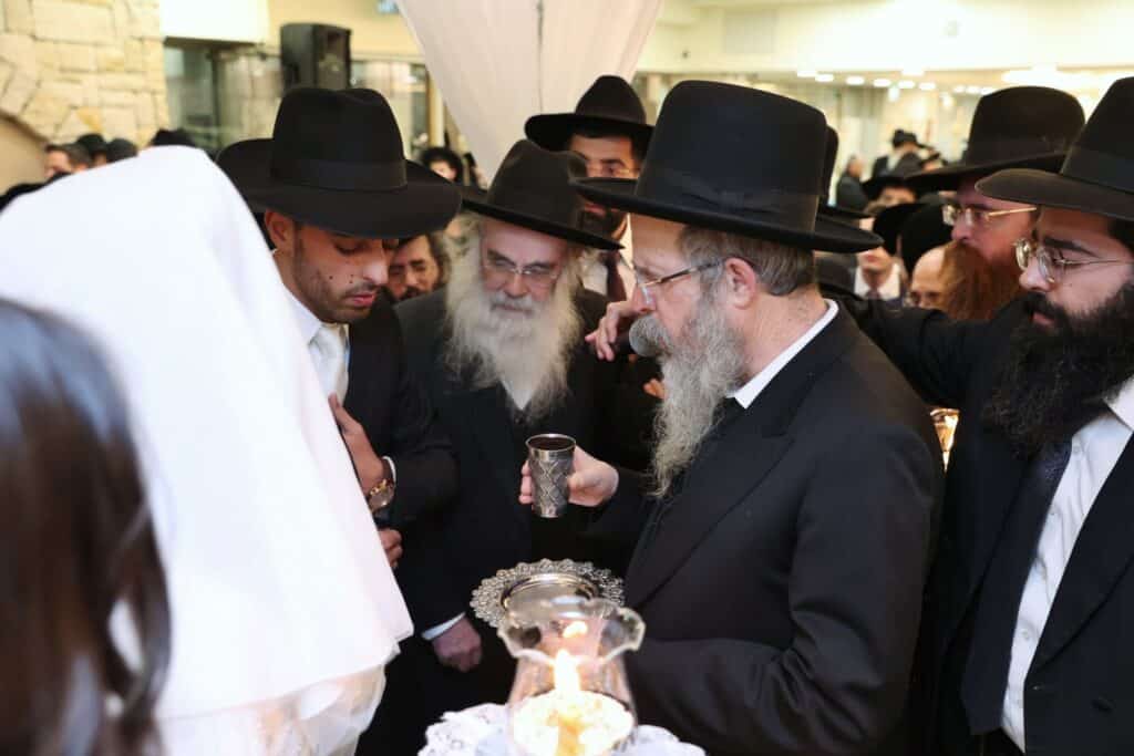 בן זקוניו של ראש הישיבה שנפטר בפתאומיות - התחתן 