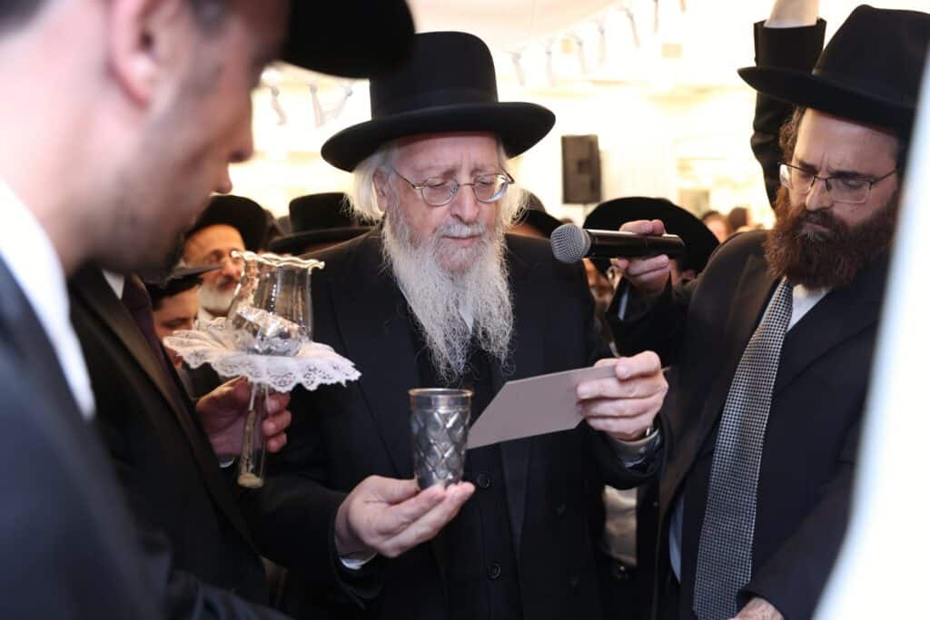 בן זקוניו של ראש הישיבה שנפטר בפתאומיות - התחתן 