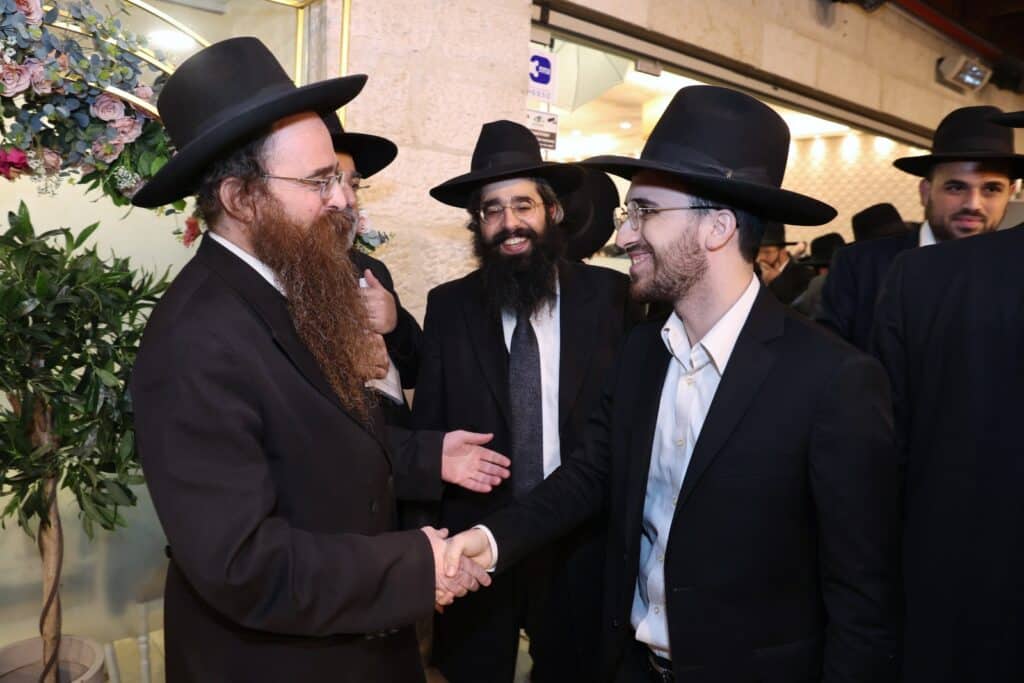 בן זקוניו של ראש הישיבה שנפטר בפתאומיות - התחתן 