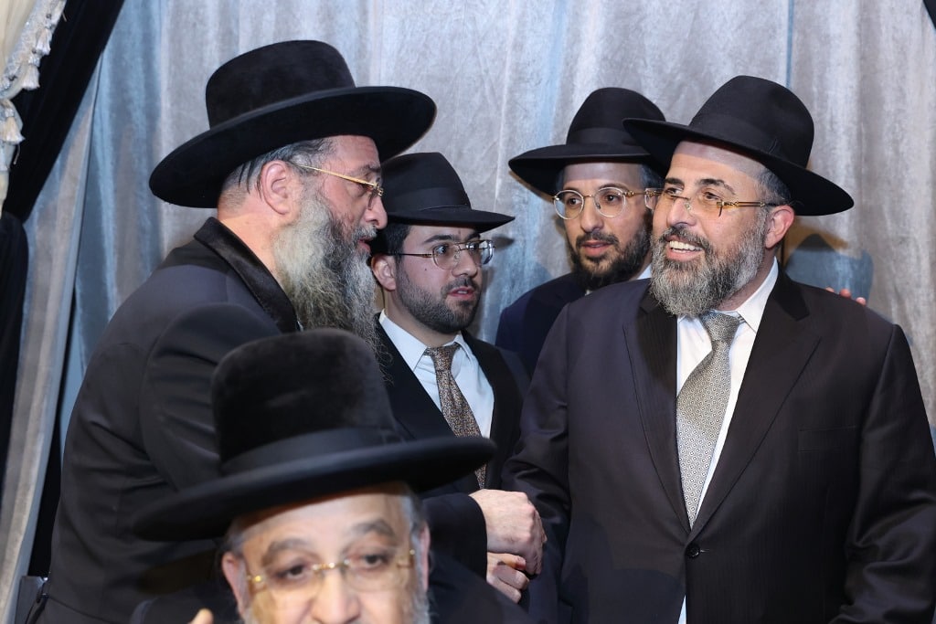 המשפיע מכפר סבא חיתן את בתו הבכורה, כולם הגיעו לברך