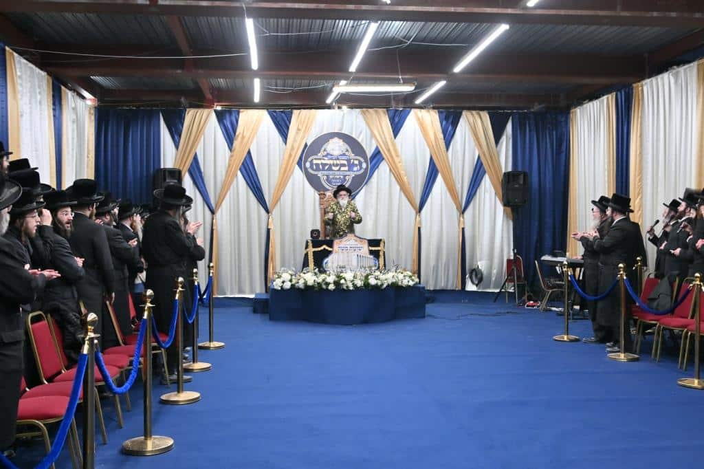 לונדון התרגשה: ביקור הבזק של האדמו"ר מויז'ניץ