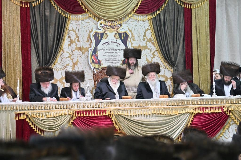 שמחת בית תולדות אהרן – רמת שלמה – לעלוב 