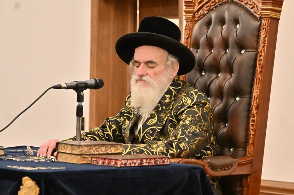 לונדון התרגשה: ביקור הבזק של האדמו"ר מויז'ניץ