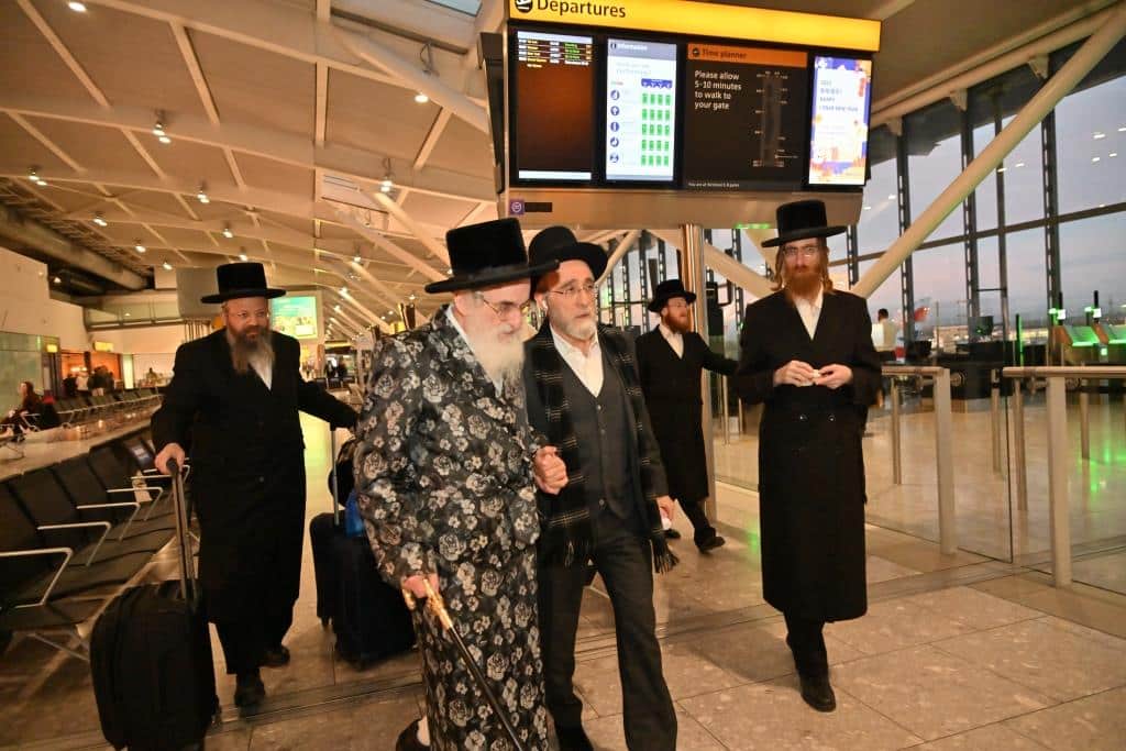 לונדון התרגשה: ביקור הבזק של האדמו"ר מויז'ניץ