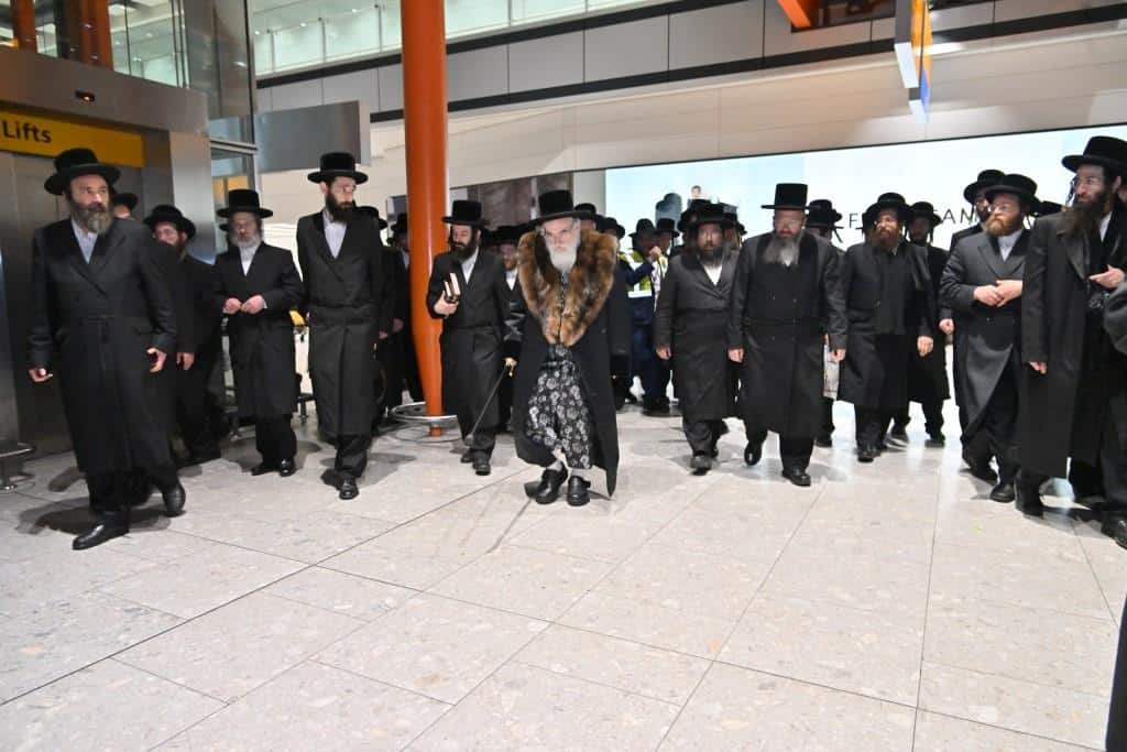 לונדון התרגשה: ביקור הבזק של האדמו"ר מויז'ניץ