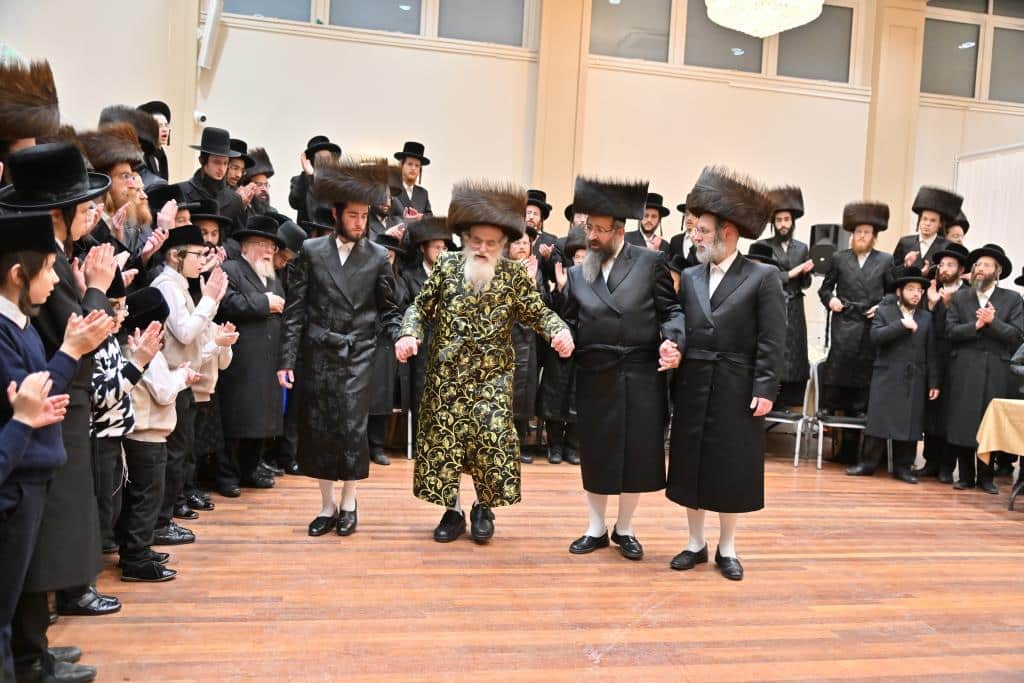 לונדון התרגשה: ביקור הבזק של האדמו"ר מויז'ניץ