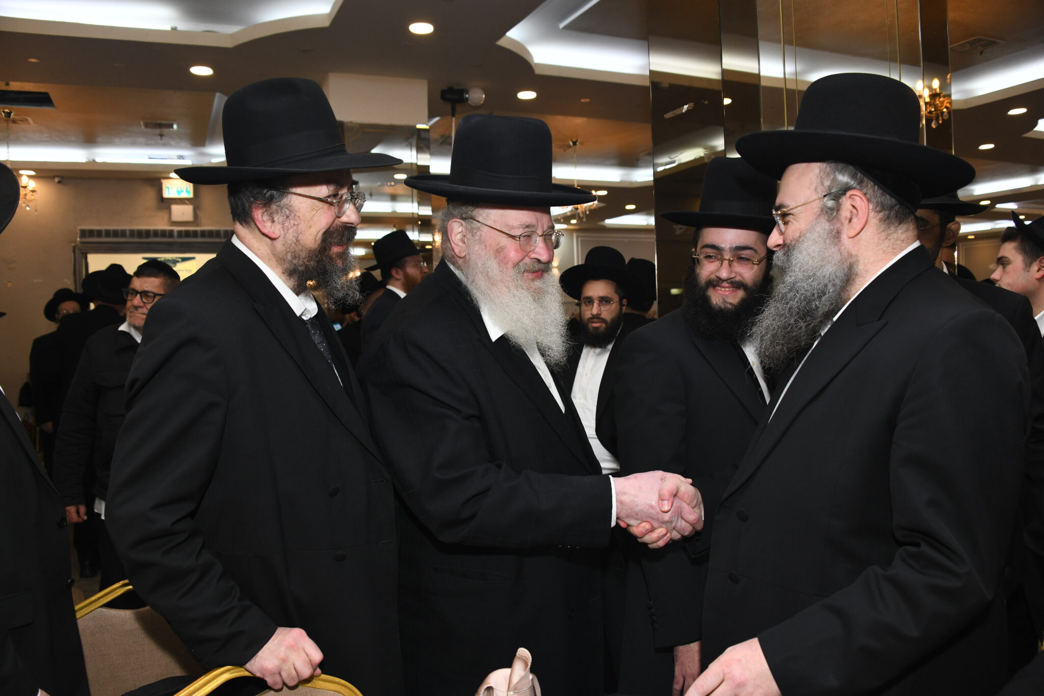 כל המי ומי בחתונת נכדת מרן שר התורה