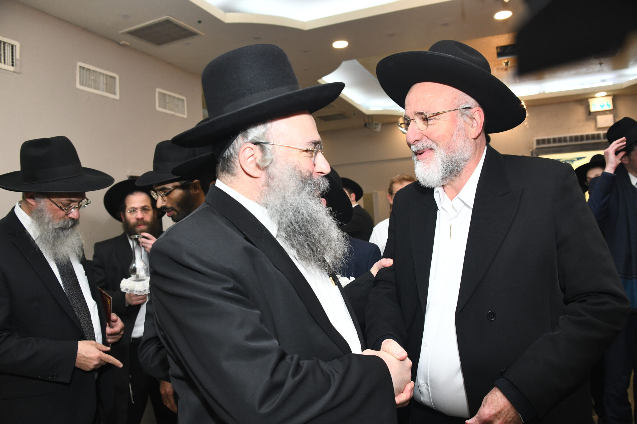 כל המי ומי בחתונת נכדת מרן שר התורה