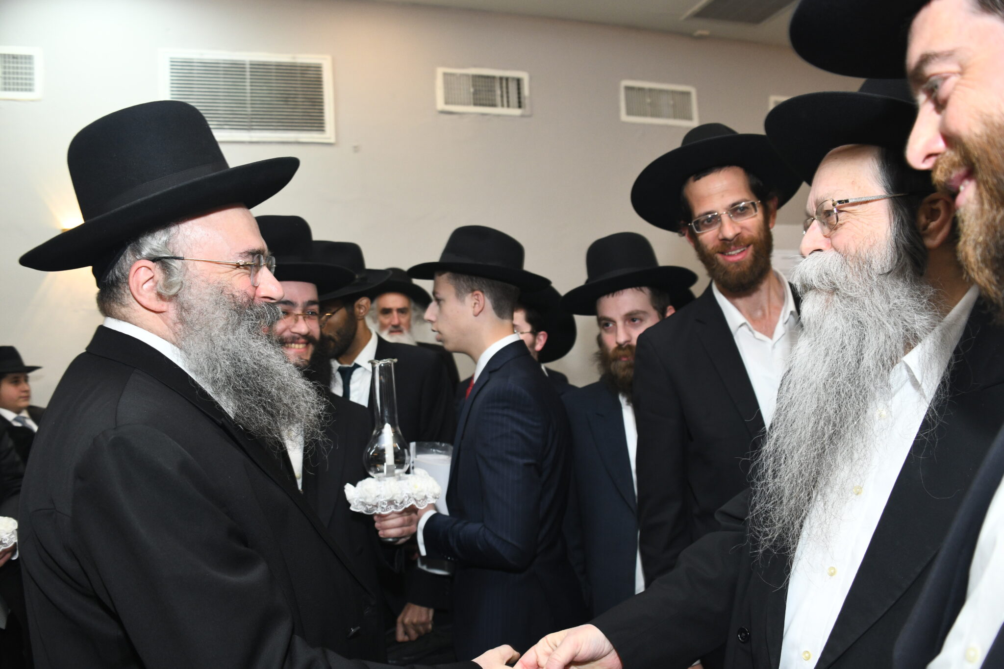 כל המי ומי בחתונת נכדת מרן שר התורה