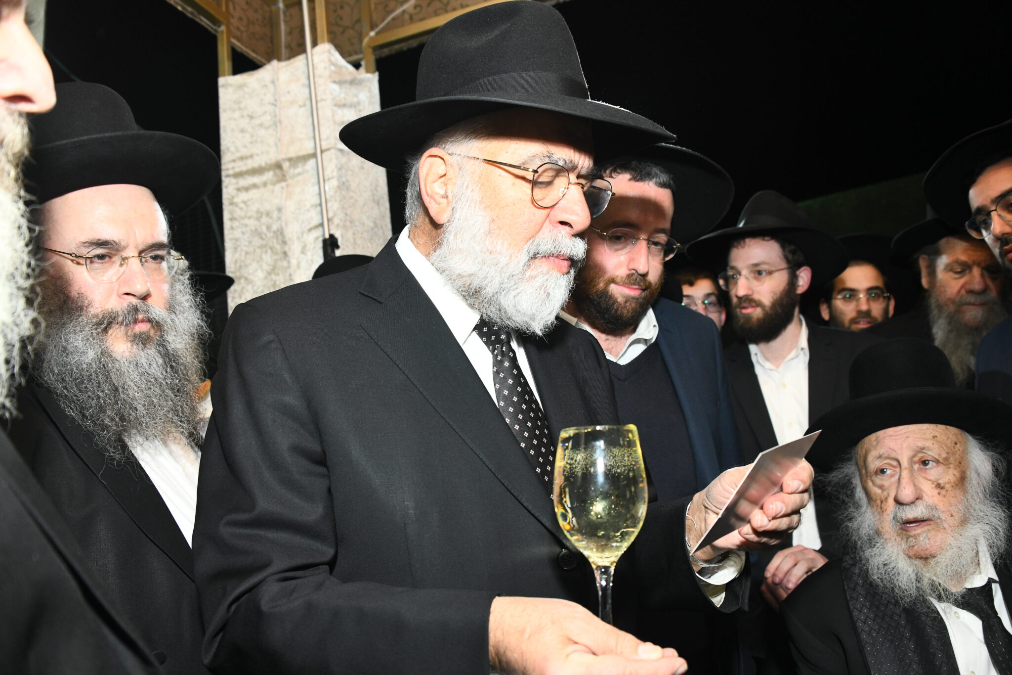 כל המי ומי בחתונת נכדת מרן שר התורה