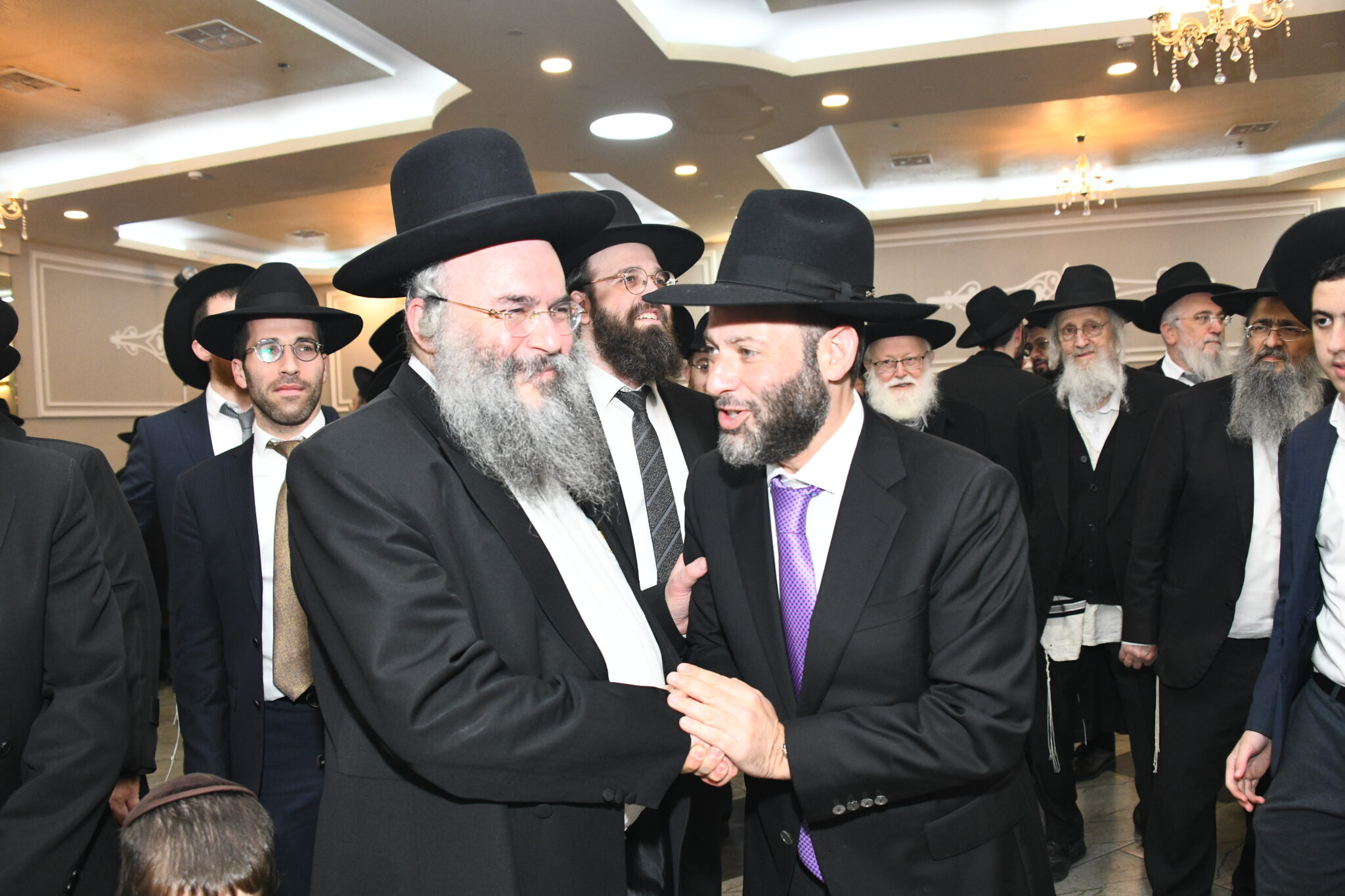 כל המי ומי בחתונת נכדת מרן שר התורה