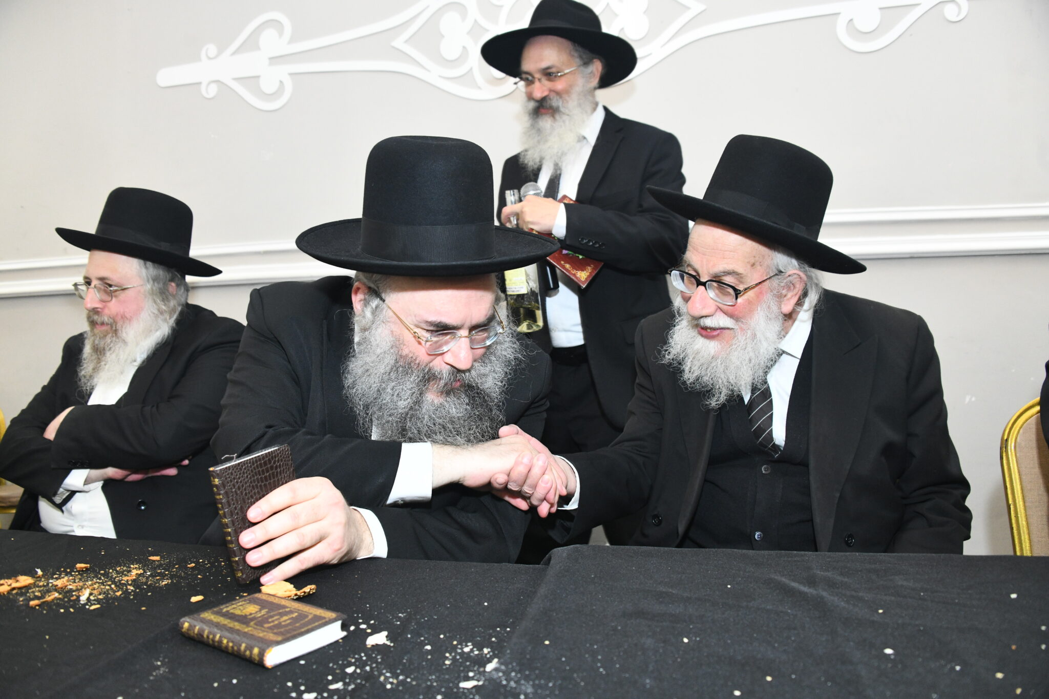 כל המי ומי בחתונת נכדת מרן שר התורה