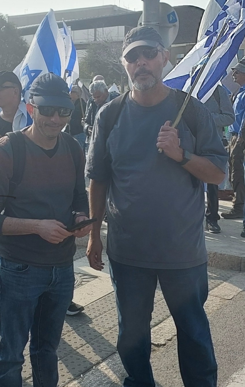 אכזבה בשמאל: ירידה דרמטית במספר המפגינים • צפו