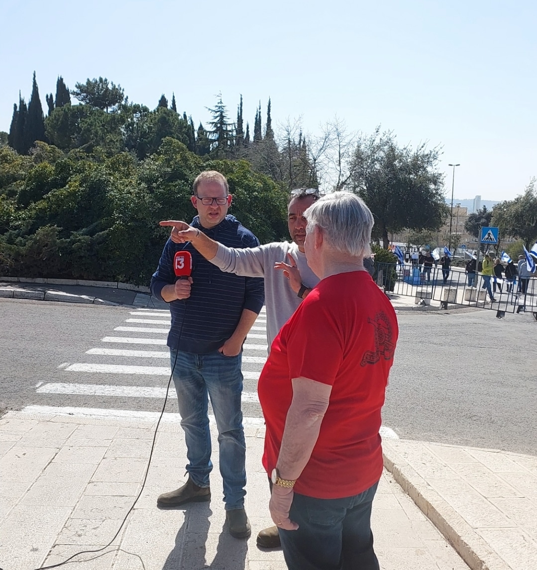 אכזבה בשמאל: ירידה דרמטית במספר המפגינים • צפו