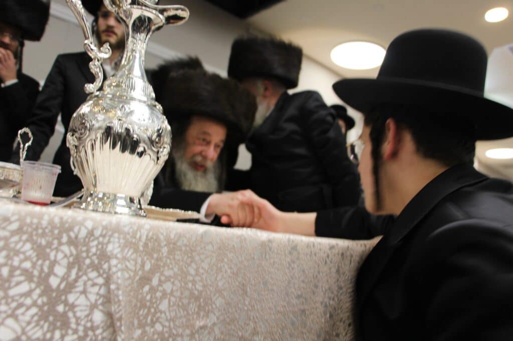 אלע חסידים: חתונת נכד האדמו"ר מזוועהיל