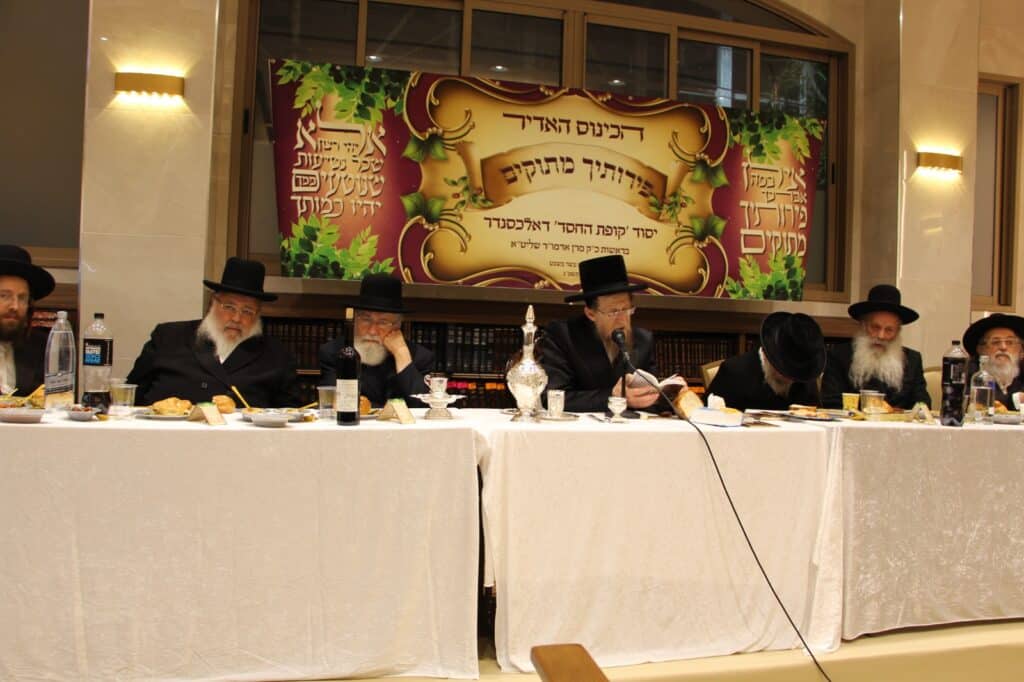 הרבי מאלכסנדר ערך טיש ט"ו בשבט