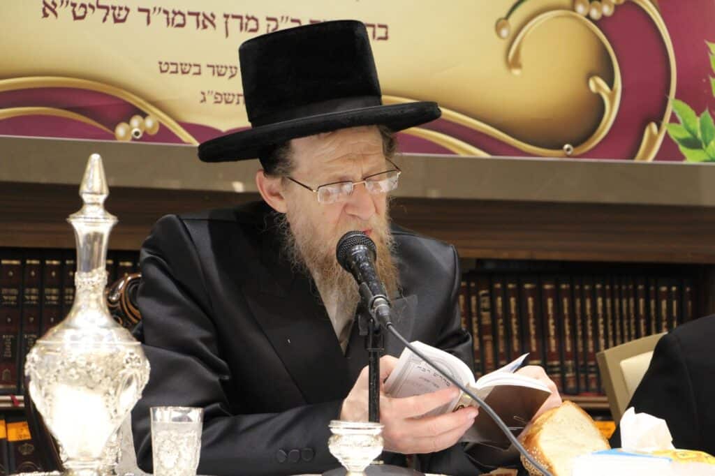 הרבי מאלכסנדר ערך טיש ט"ו בשבט