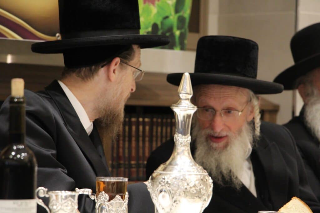 הרבי מאלכסנדר ערך טיש ט"ו בשבט