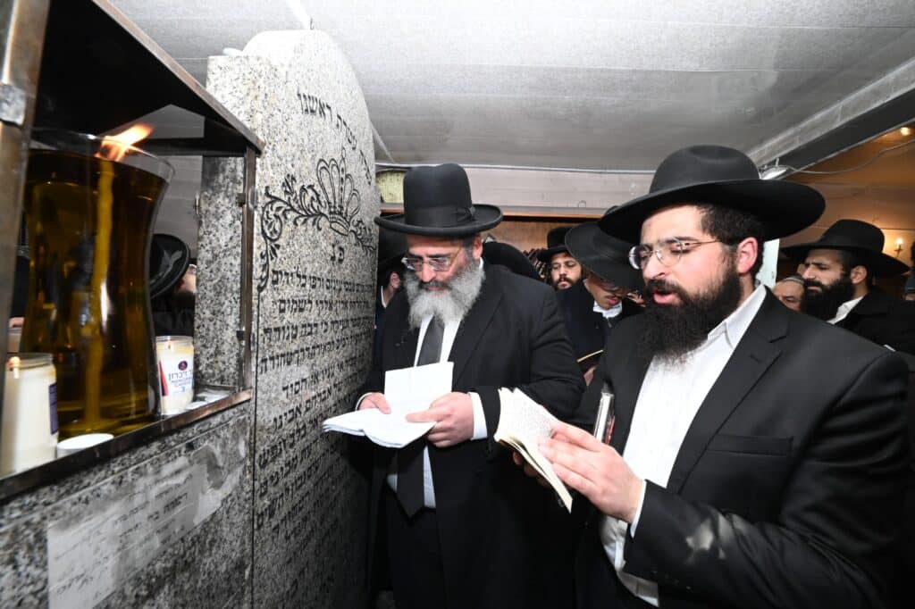 מסע הקודש של הגאון הצדיק רבי ישראל אברג'ל לפולין 