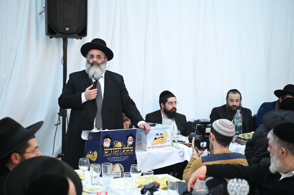 מסע הקודש של הגאון הצדיק רבי ישראל אברג'ל לפולין 